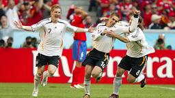 WM 2006: Schweinsteiger, Lahm, Frings jubeln über das 1:0 gegen Costa Rica