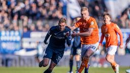 Bochums Leandro Morgalla (l.) im Duell mit Kai Klefisch von Darmstadt 98