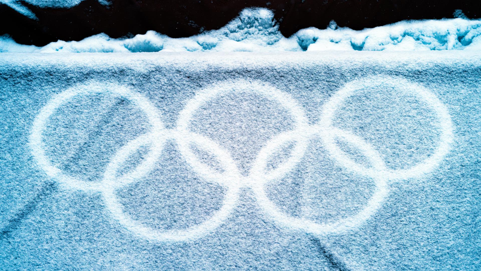 Die Olympischen Ringe im Schnee | Getty Images/Ryan Pierse