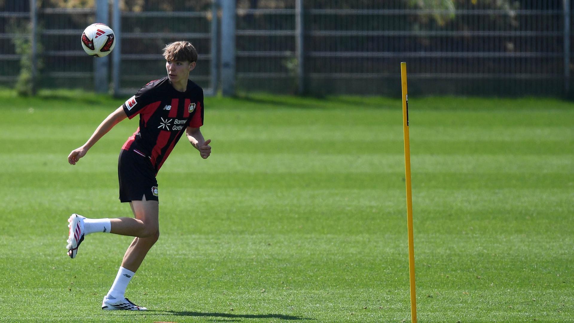 Kennet Eichhorn im Training | IMAGO / Jan Huebner