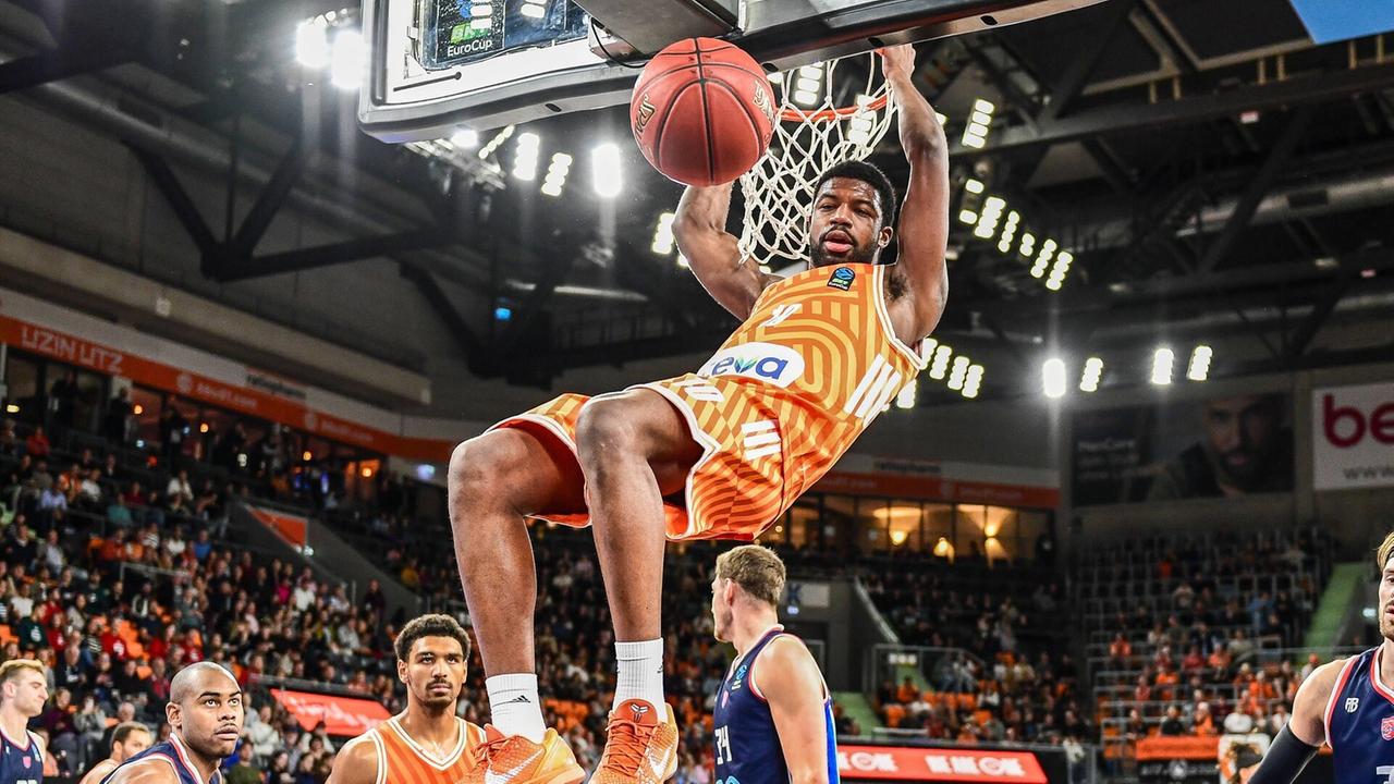 Ulmer-Basketballer-holen-wichtigen-Sieg-im-Eurocup