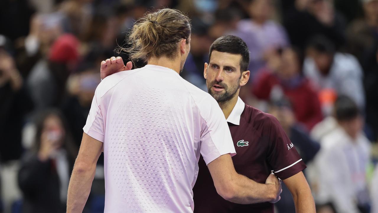 Photo: sportschau.de Novak Djokovic besiegt Alexander Zverev im Viertelfinale in Peking