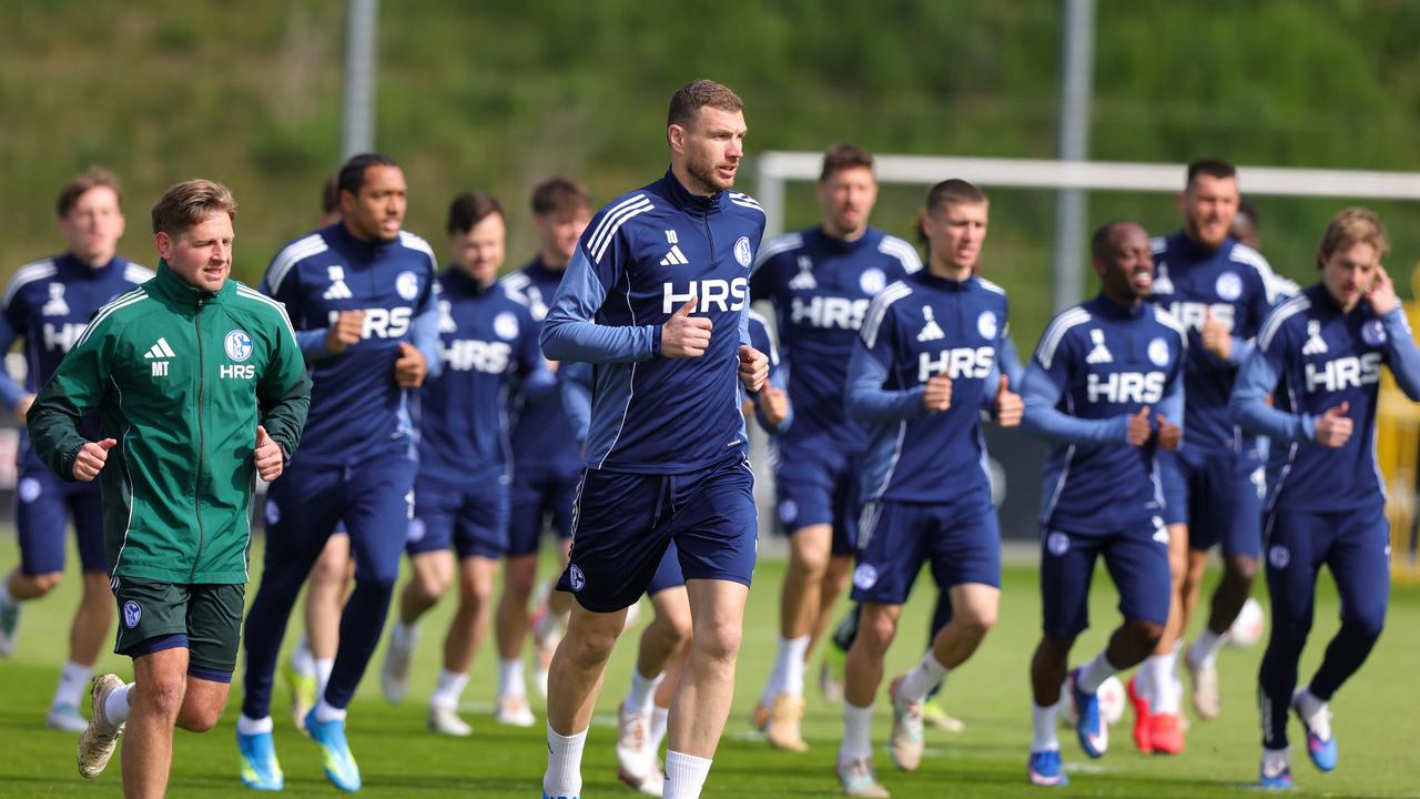 Ein Sieg gegen Paderborn - und Schalke wäre der Bundesliga nahe