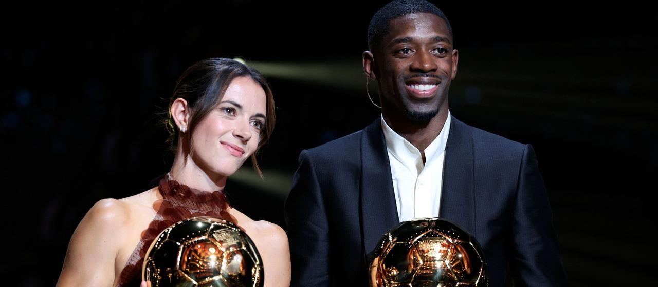Ousmane Dembele und Aitana Bonmati mit den Ballon d'Or-Trophäen