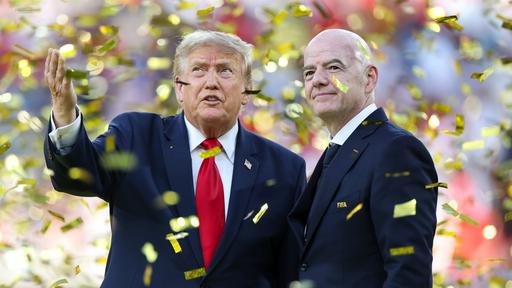 Donald Trump (l.), Gianni Infantino