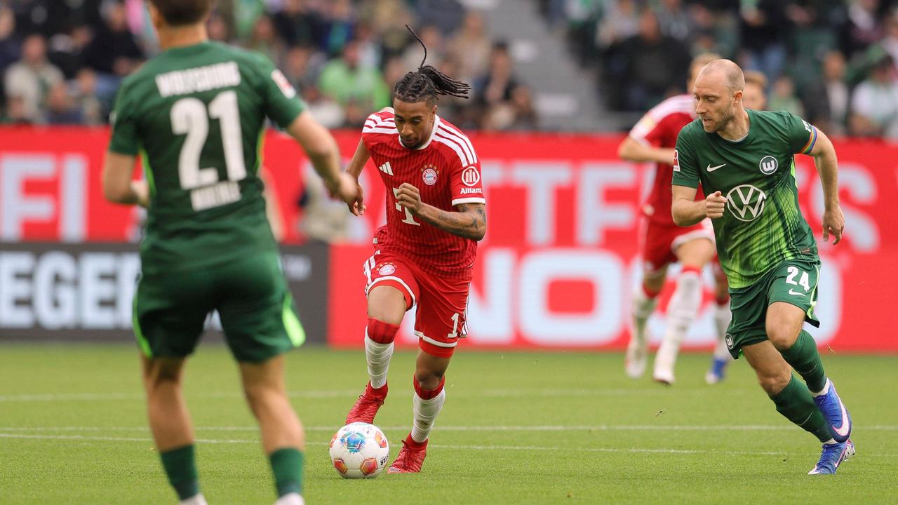 Nächstes Olise-Traumtor rettet Bayern in Wolfsburg