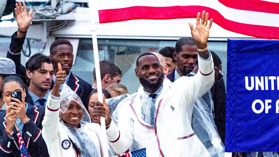 Fahnenträgerin bei den Olympischen Spielen in Paris zusammen mit LeBron Lames: Coco Gauff