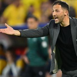 Trainer Domenico Tedesco