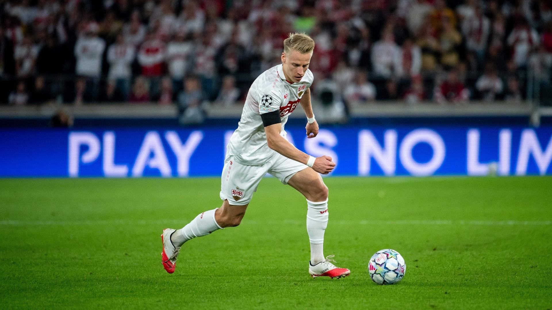 Beim 3:1-Sieg gegen Viking Stavanger zum Auftakt der Champions-League-Saison gehÃ¶rte Christ FÃ¼hrich zu den LeistungstrÃ¤gern des VfB Stuttgart. | IMAGO, IMAGO / Nordphoto