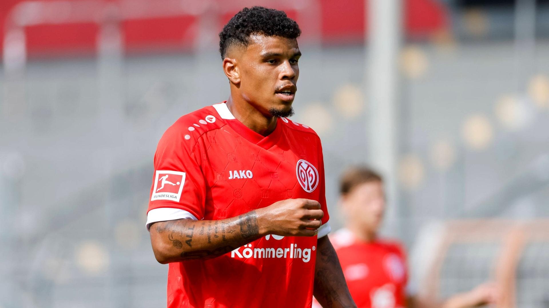 Ransford Königsdörffer von Mainz 05 | IMAGO, IMAGO / STEINSIEK.CH / Grant Hubbs