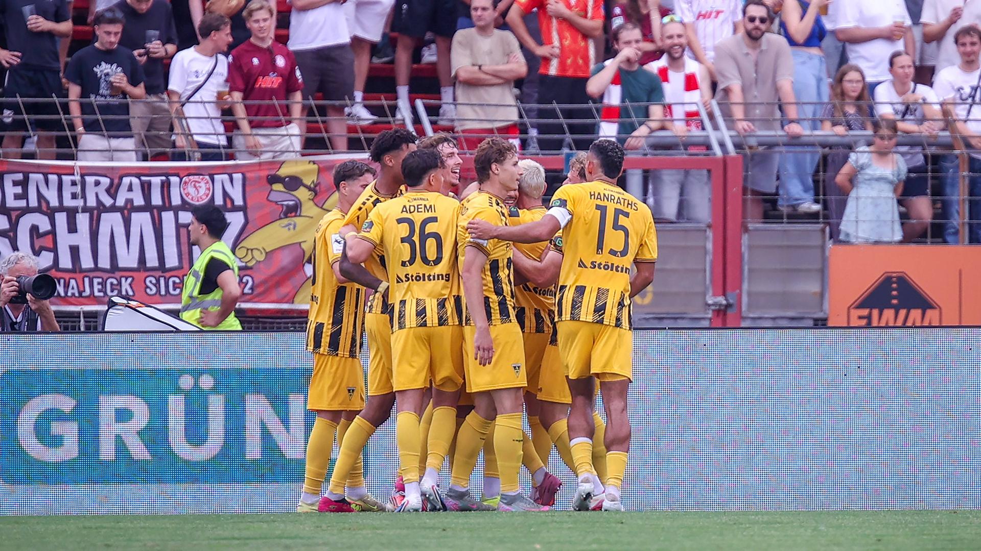 Jetzt live - Sechs Samstagsspiele am 2. Spieltag
