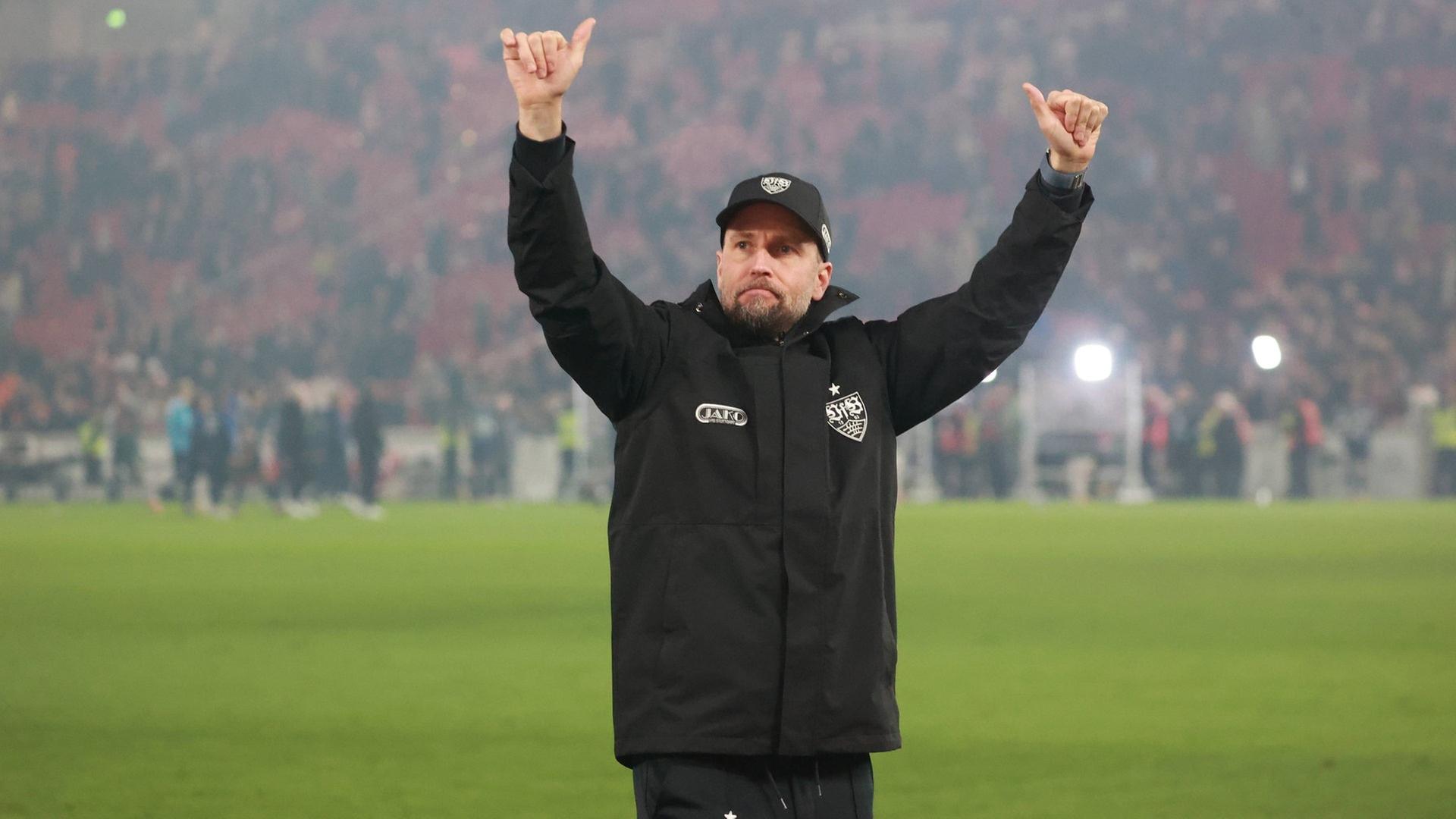 Sebastian Hoeneß, Trainer des VfB Stuttgart | IMAGO, IMAGO / Sportfoto Rudel