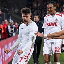Kölns Dejan Ljubicic jubelt nach dem 2:1 gegen Hertha BSC