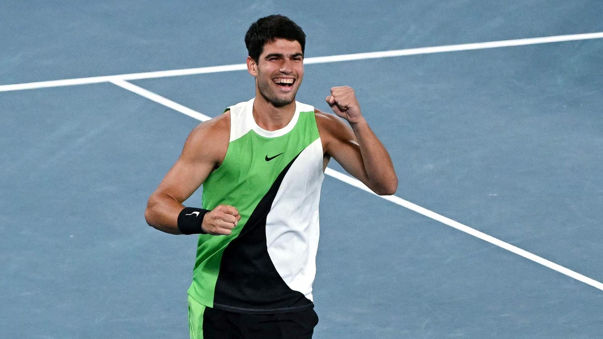 Carlos Alcaraz bejubelt seinen Gewinn der Australian Open | AFP