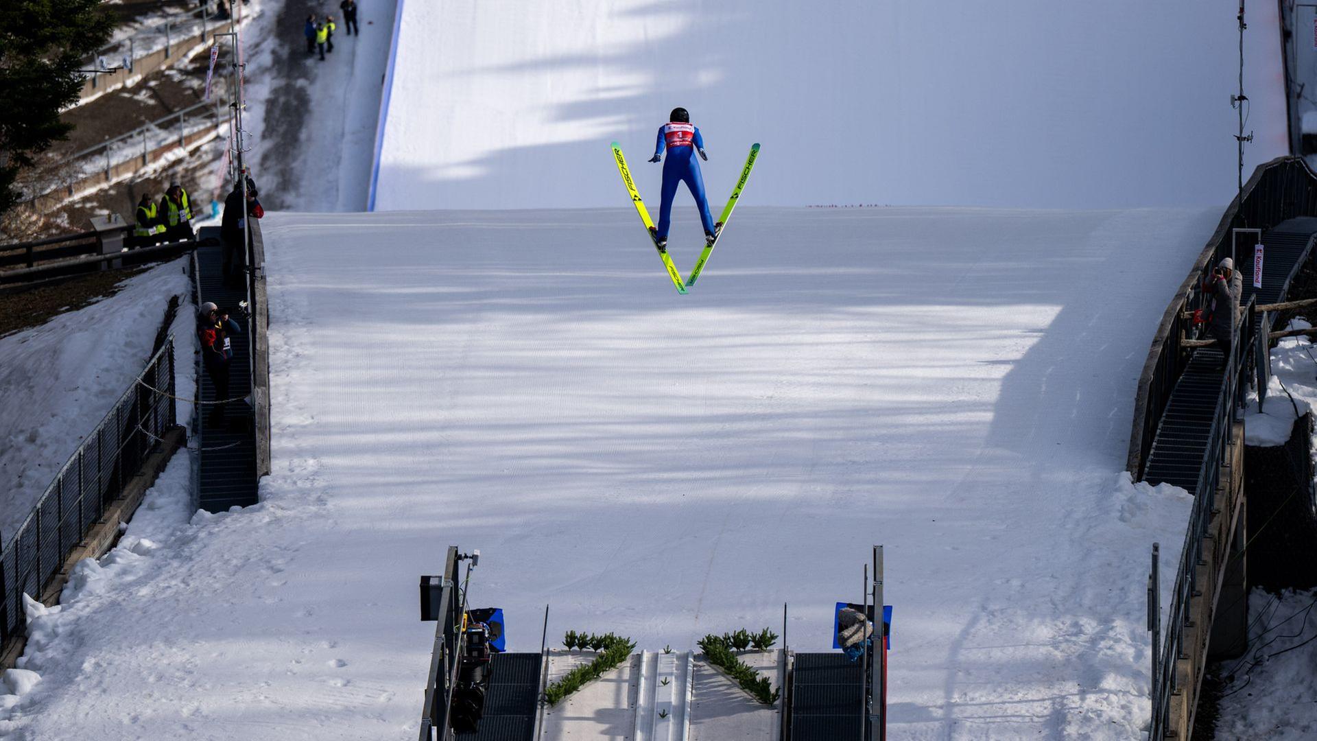 FIS vertagt Entscheidung, Oberstdorf zittert