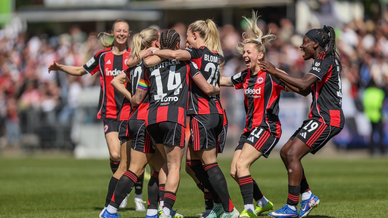 Frankfurts Fußballerinnen bleiben nach Statement-Sieg demütig