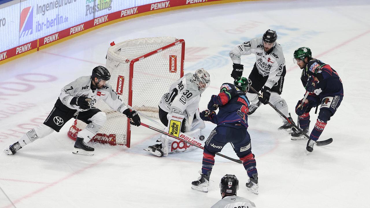 Revanche gelungen - Eisbären siegen in Spiel drei gegen Köln
