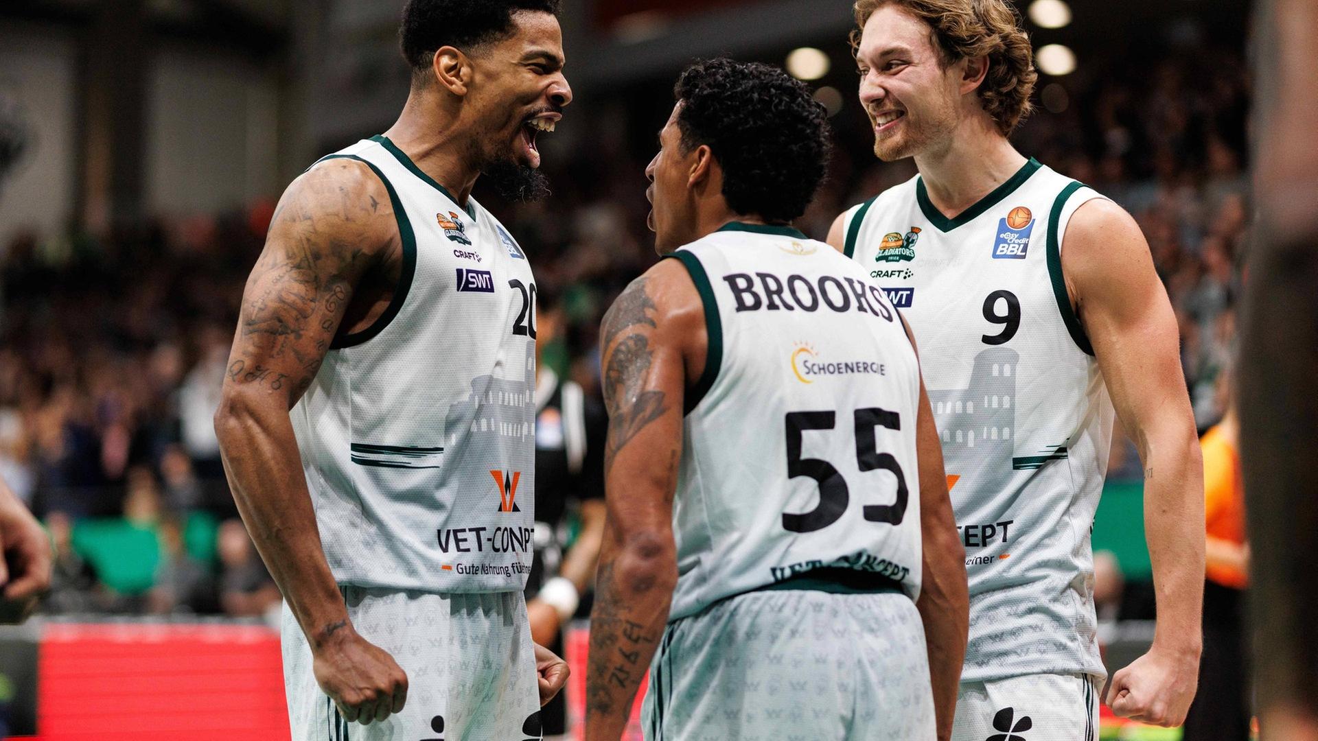 In der Basketball-Bundesliga besiegen die Gladiators Trier die Bamberg Baskets | IMAGO, Imago/Eibner