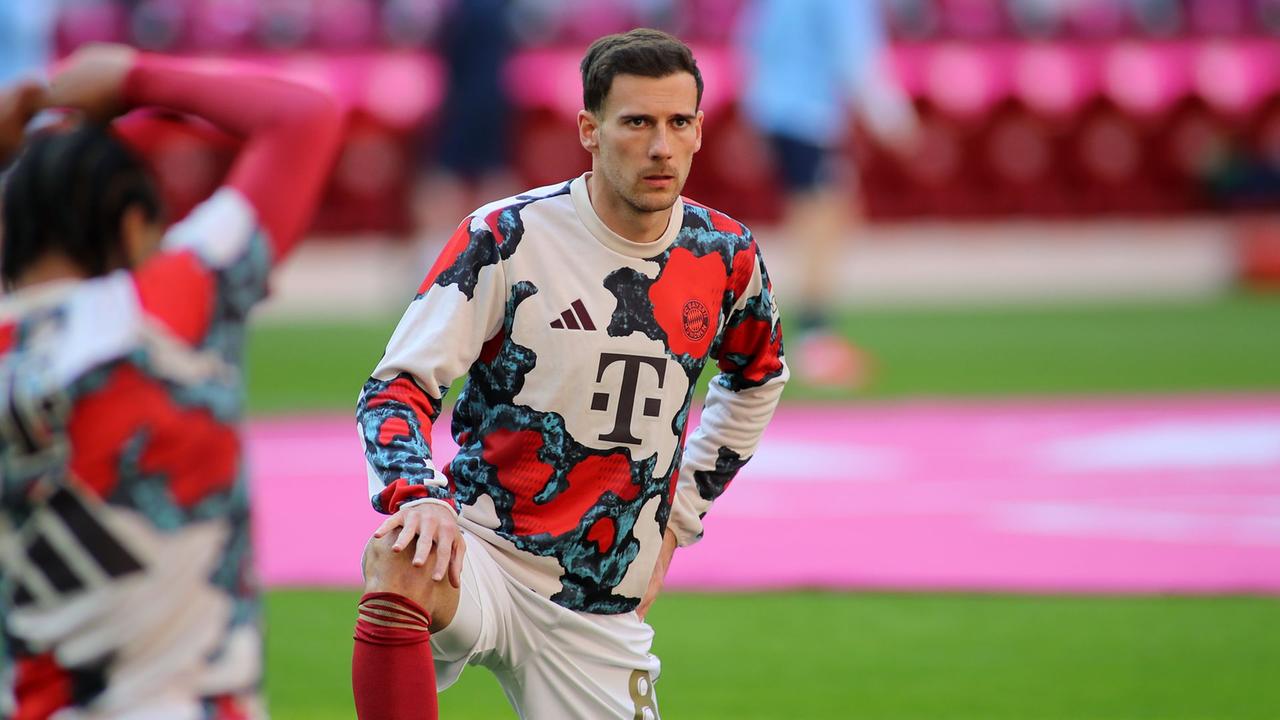 Leon Goretzka (FC Bayern München) beim Aufwärmen | picture alliance / Wagner 