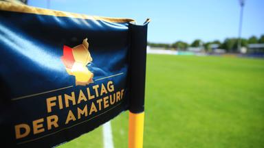 Eine Eckfahne beim Finaltag der Amateure