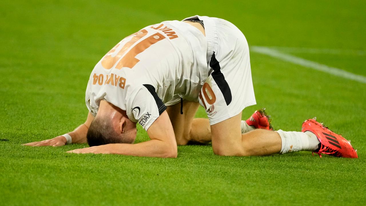 Wirtz am Boden  | AP