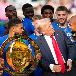 Trump bei der Pokalübergabe der Klub-WM