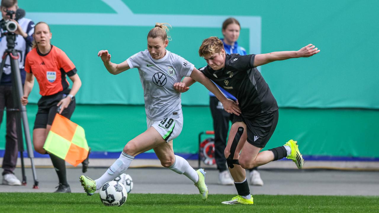 Livestream - DFB-Pokal der Frauen: FC Carl Zeiss Jena gegen VfL Wolfsburg