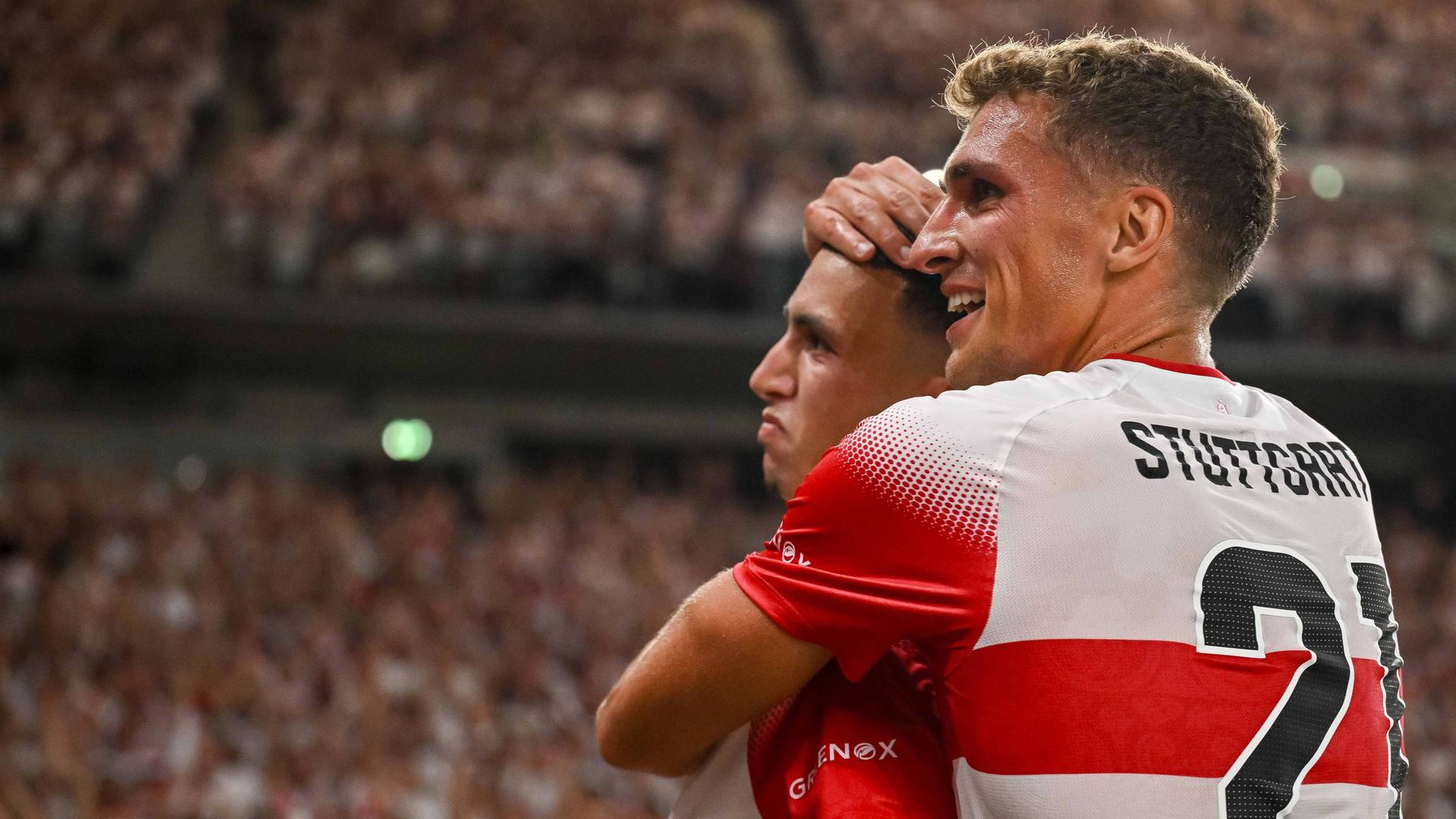 Jetzt live - Köln belohnt sich nicht, VfB erhöht
