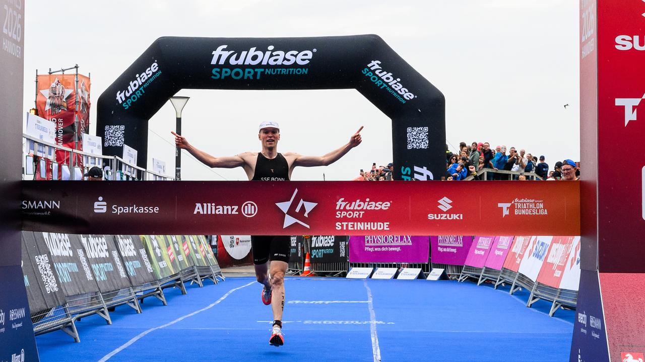 Finals-2026-Triathlet-L-hrs-triumphiert-Sturz-Schock-auf-Radstrecke