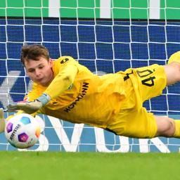Torhüter Jonas Urbig von der SpVgg Greuther Fürth