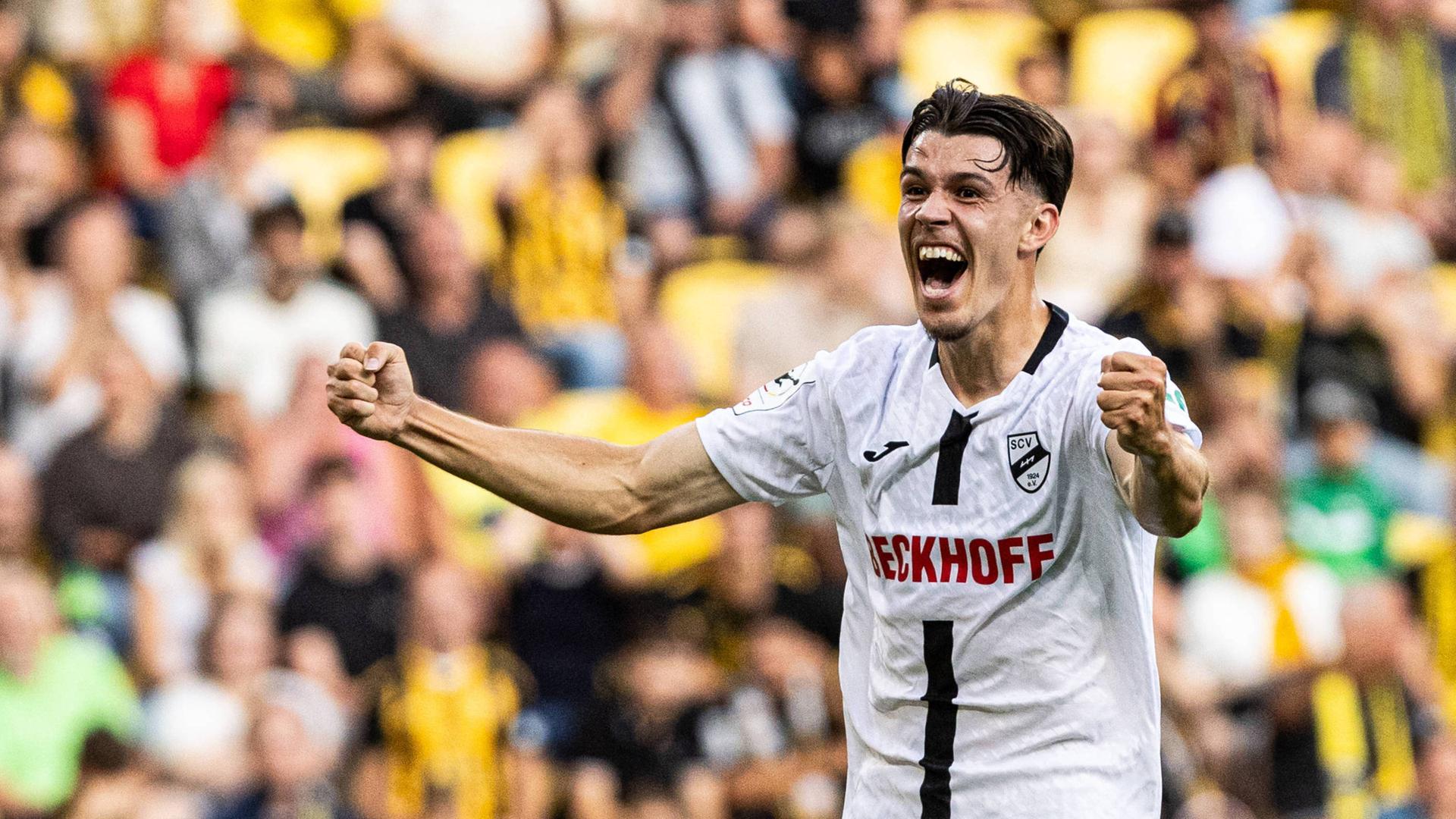 Verls Felix Vogler bejubelt seinen Treffer in Aachen | IMAGO/Beautiful Sports