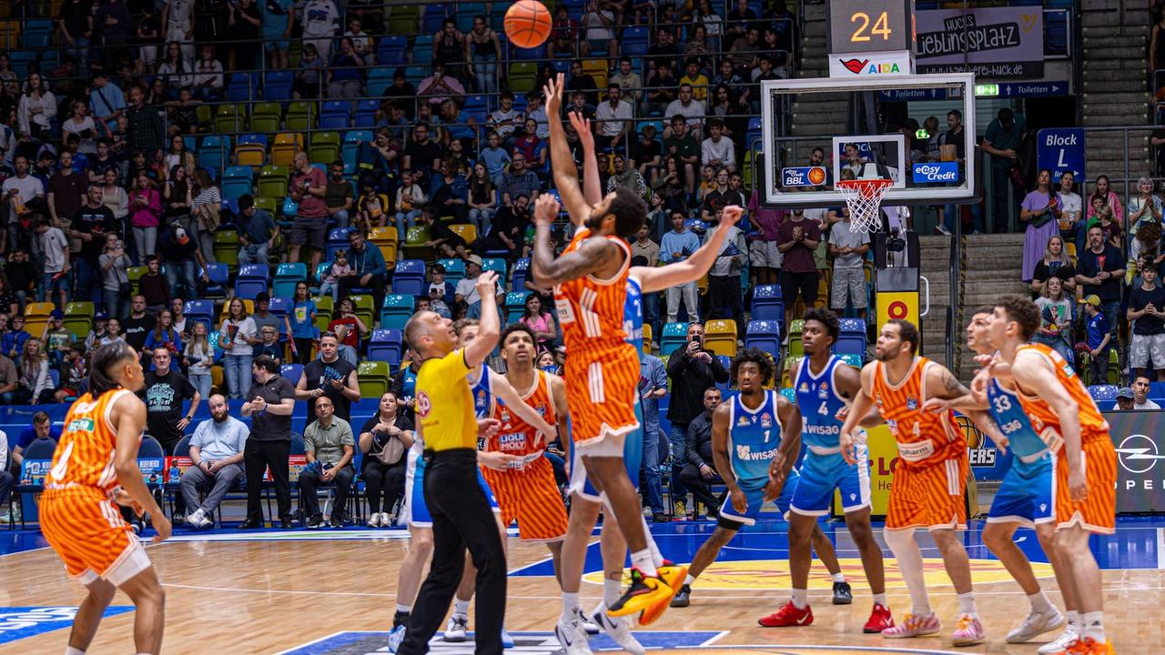 BBL: Ratiopharm Ulm dominiert in Frankfurt