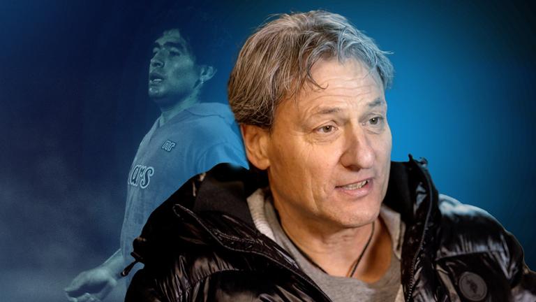 Matthias Zimmerling (vorne) und Diego Maradona im Trikot des SSC Neapel (hinten)