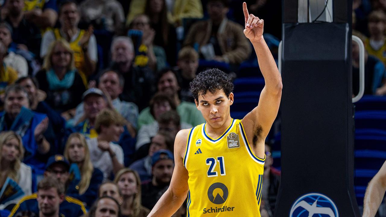 Alba Berlin needs two centers amid tough BBL start