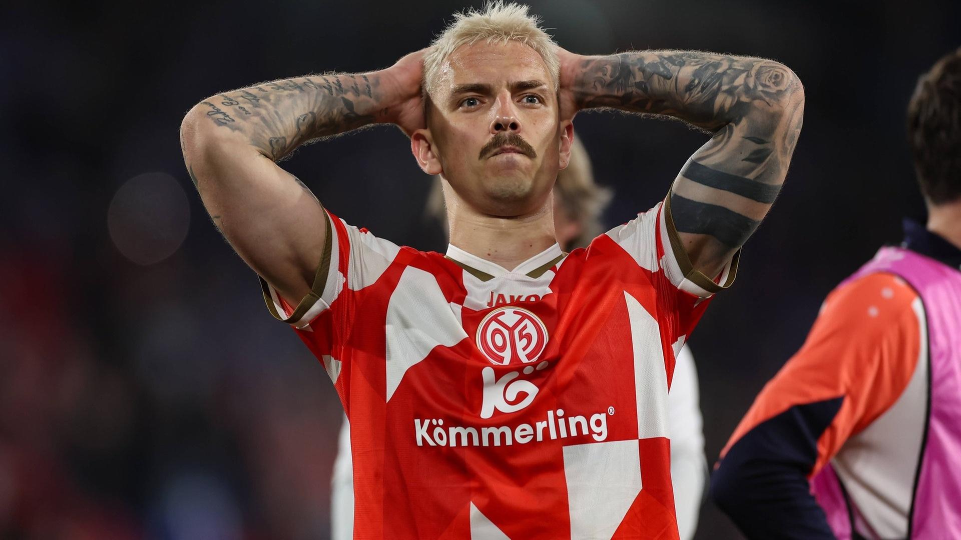 Филипп Тиц из 1. FSV Mainz 05 разочарован после вылета от Страсбурга