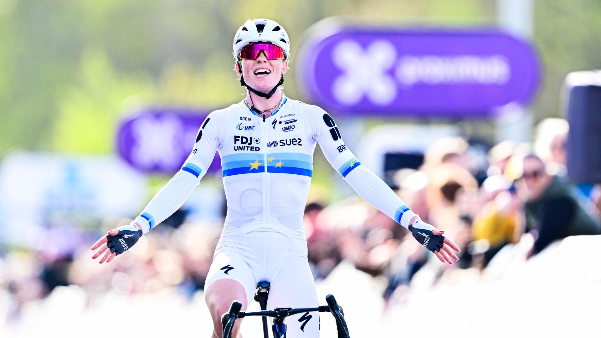 NiederlÃ¤nderin Demi Vollering gewinnt die Flandern-Rundfahrt der Frauen | IMAGO / Photo News