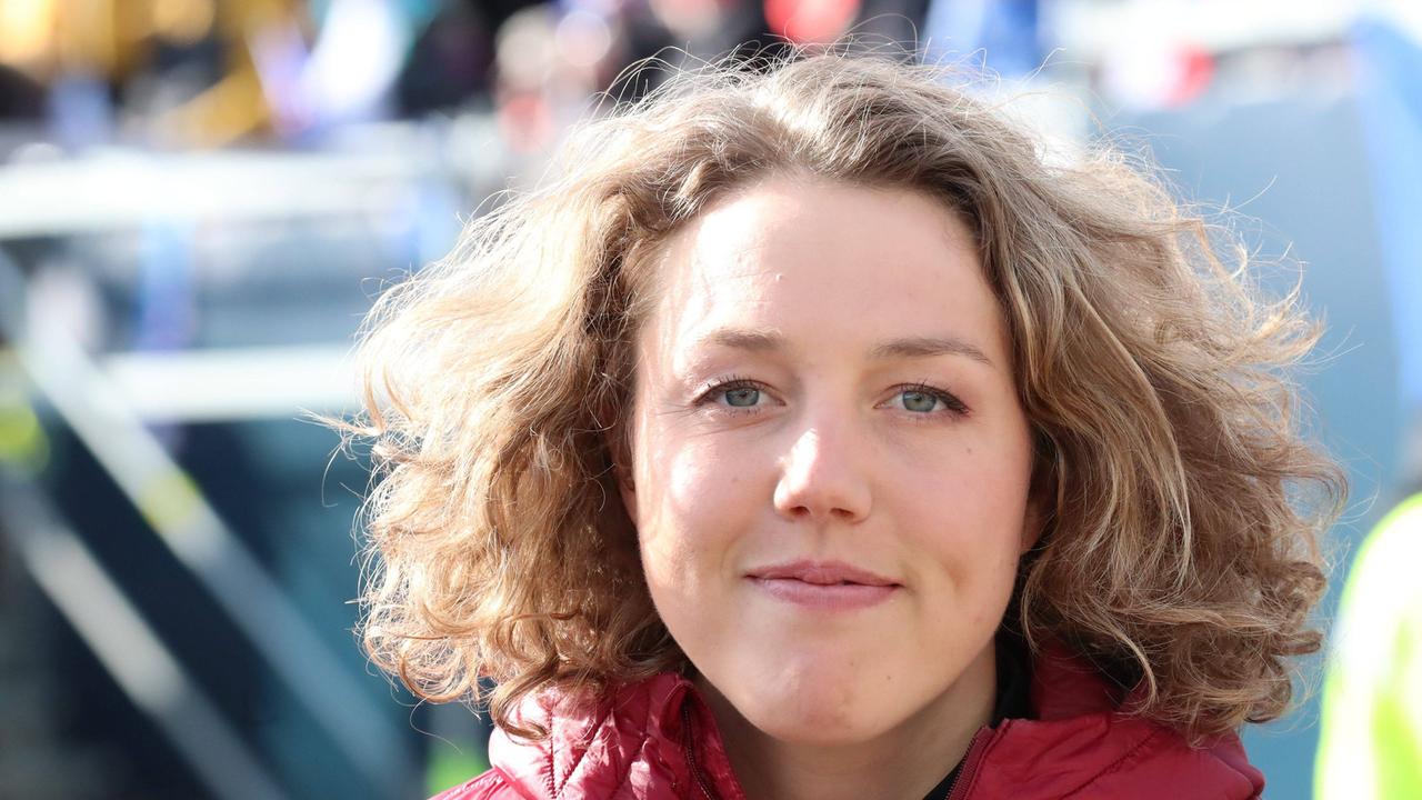 Beim Bergsteigen in Pakistan: Ex-Biathletin Laura Dahlmeier schwer verunglückt | sportschau.de