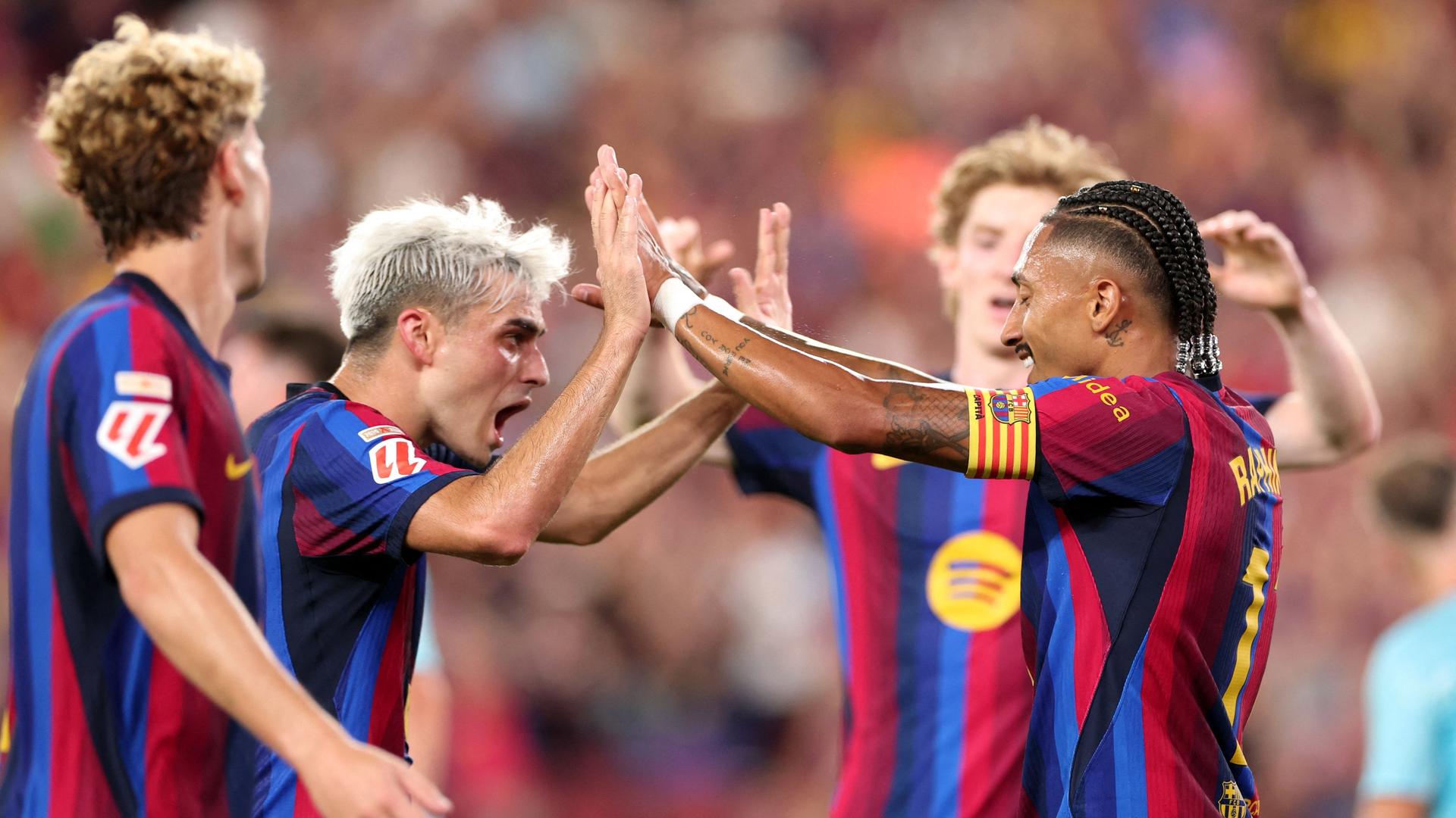 Flick schlägt Terzic - Barca wieder an der Spitze