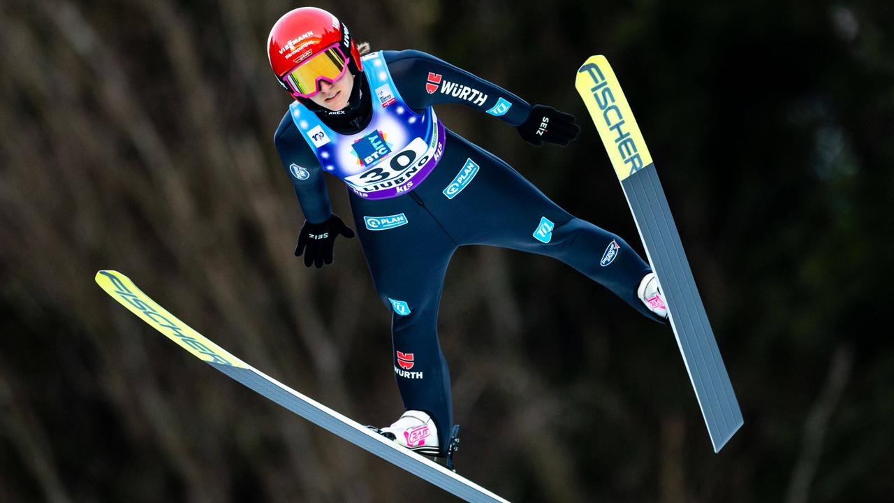 Skispringen heute Deutsche Skispringerinnen enttäuschen in Ljubno