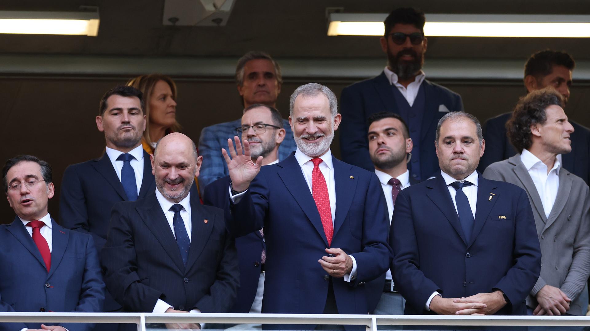 Der spanische KÃ¶nig, Felipe VI. im Stadion | Getty Images