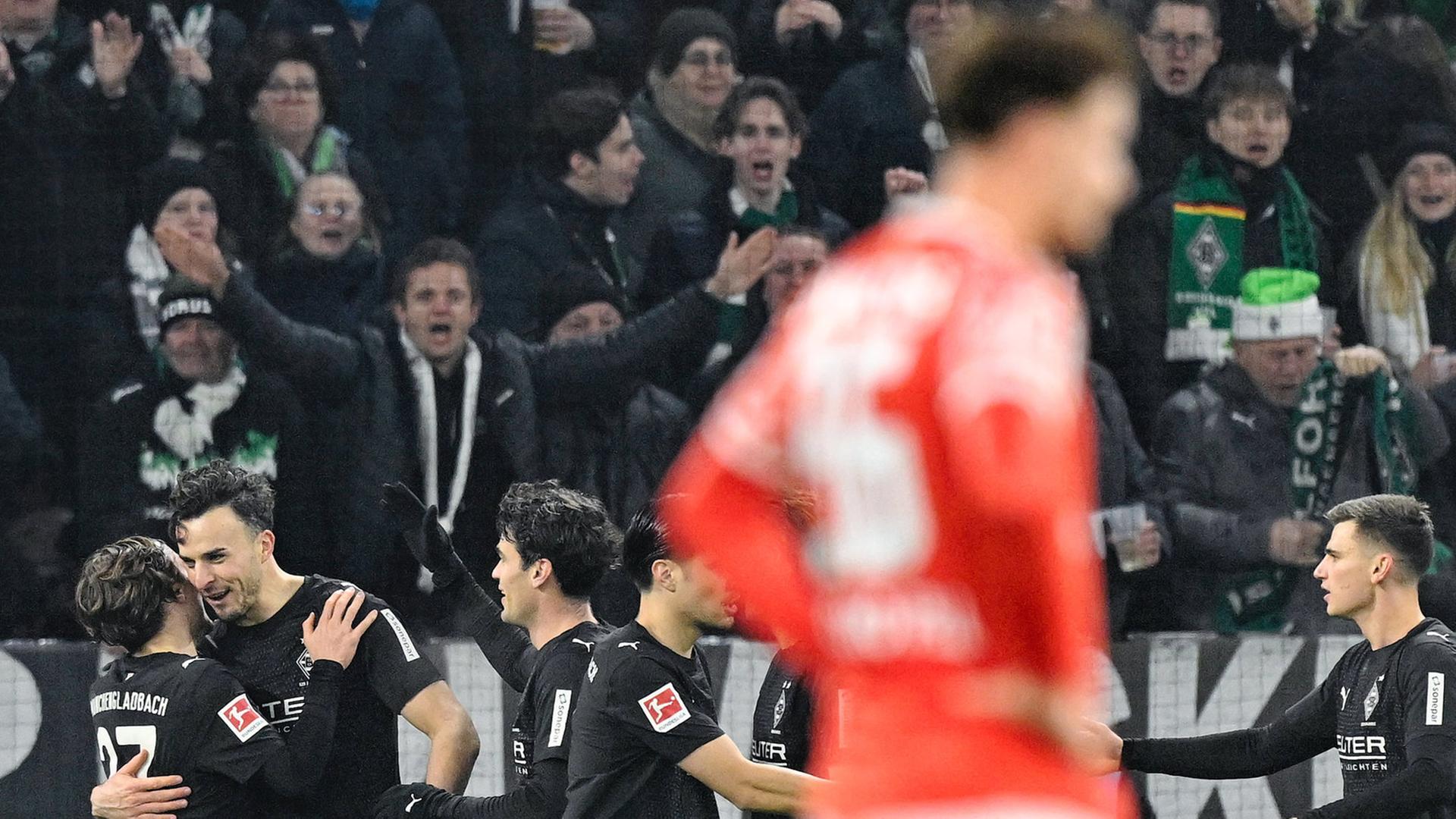 Gladbacher Jubel in Mainz | dpa