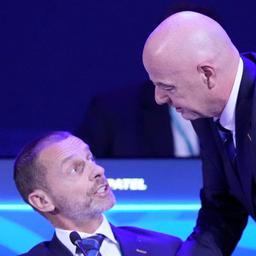 Aleksander Ceferin (l.), Gianni Infantino