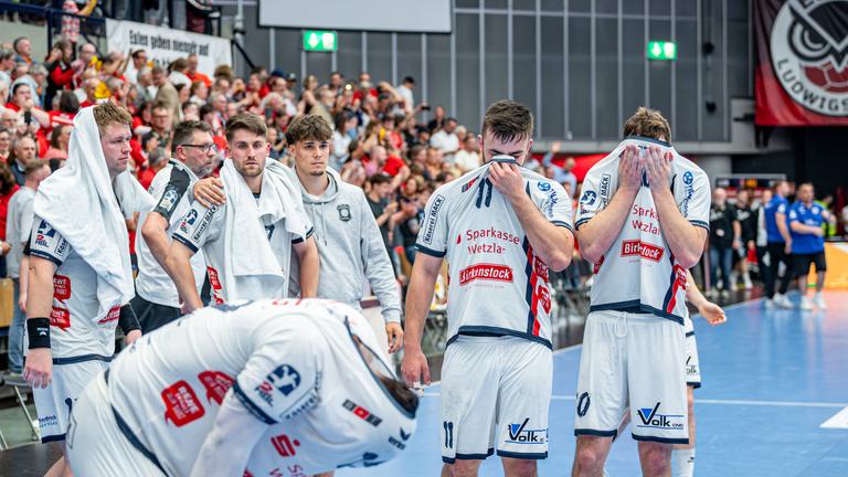 Enttäuschung bei den Spielern des TV Hüttenberg nach dem verpassten Aufstieg