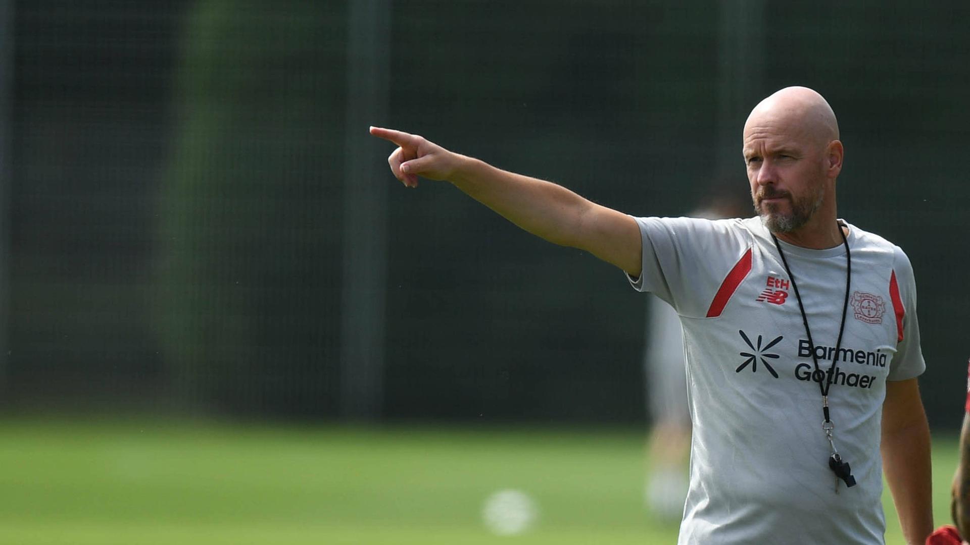 Leverkusens Trainer Erik ten Hag  | IMAGO / Jan Huebner