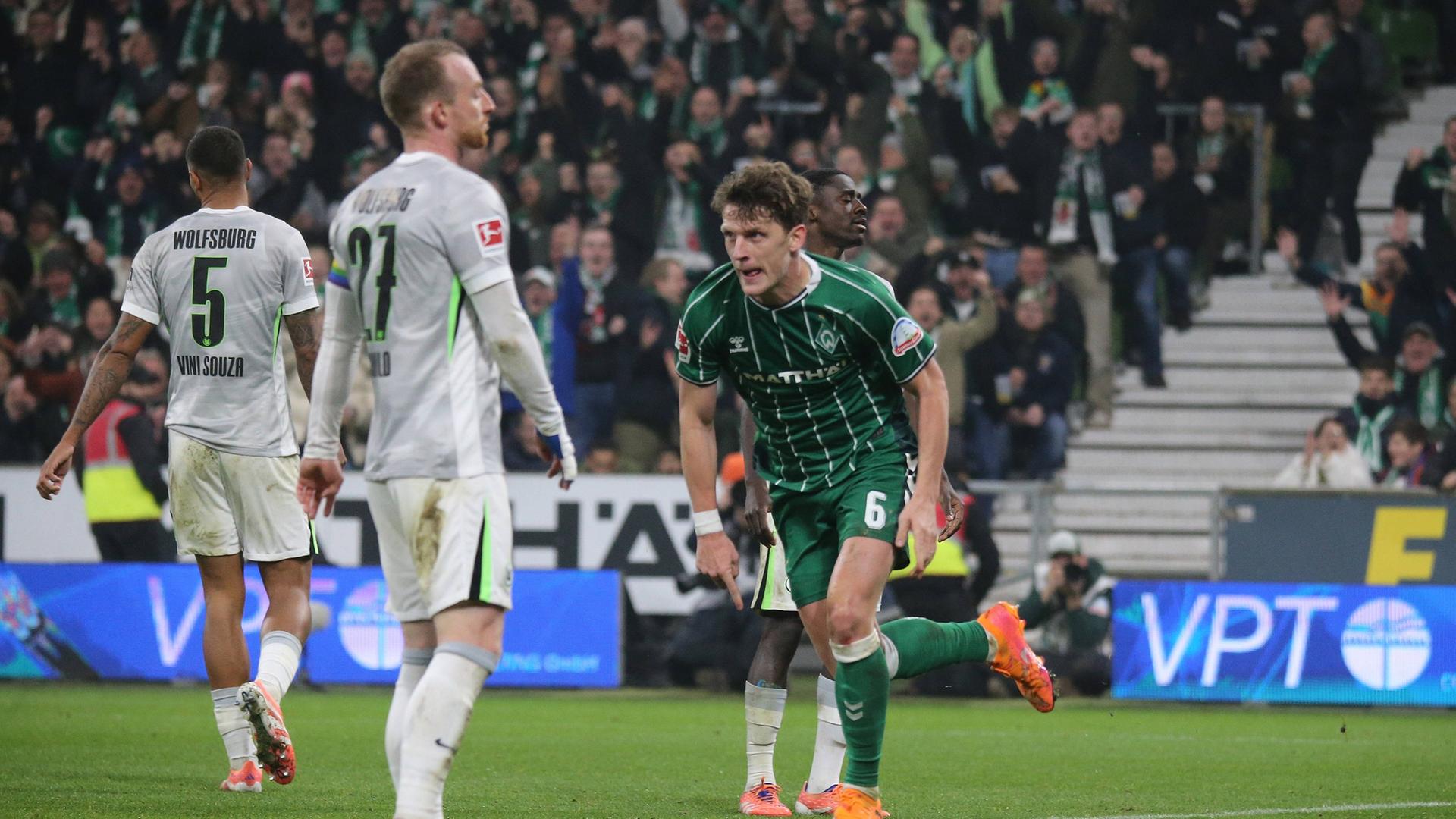 Jens Stage setzt zum Jubel an | IMAGO / Jan Huebner