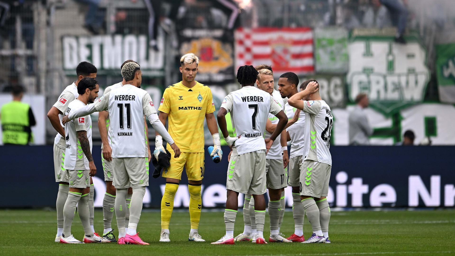 Noch recht unfertig: Der Kader des SV Werder Bremen. | ddp/Revierfoto