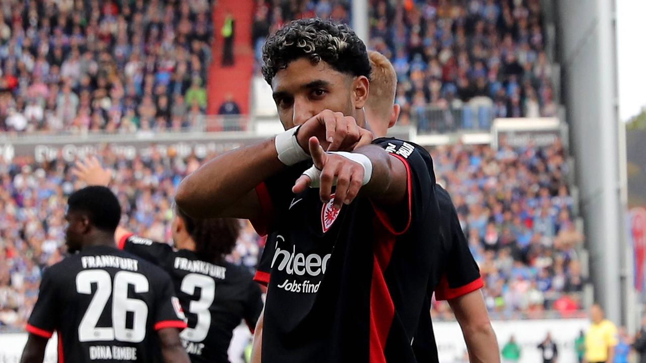 Omar Marmoush von Eintracht Frankfurt jubelt nach einem Treffer | IMAGO/Jan Huenber/Taeger