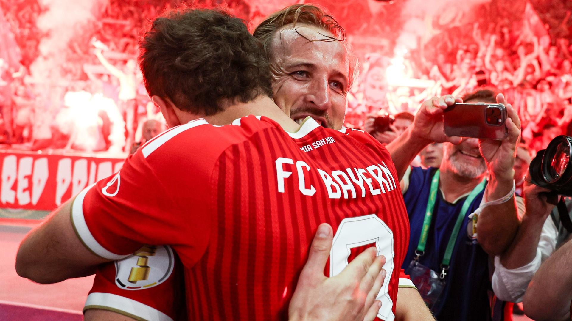 DFB-Pokalfinale: Bayern München gegen VfB Stuttgart - die Zusammenfassung