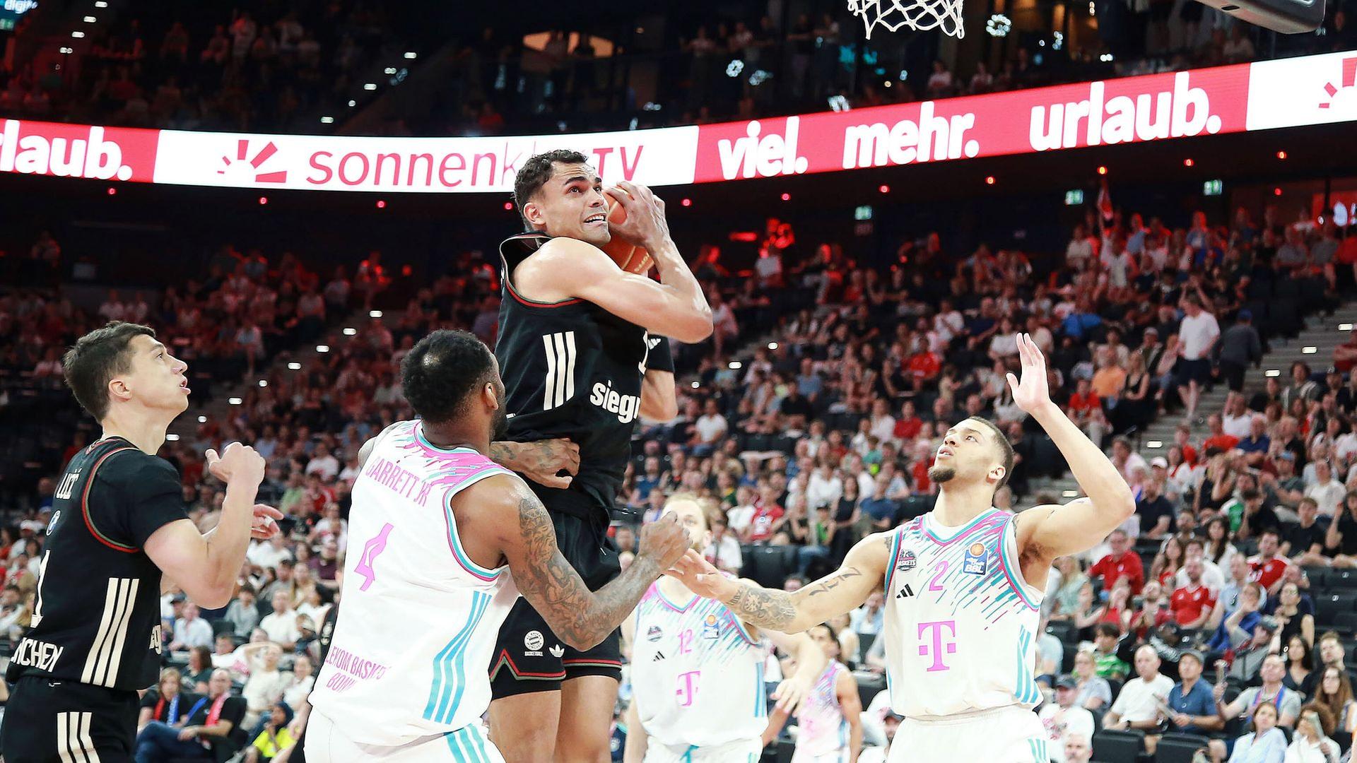 BBL-Playoffs: Klare Angelegenheit in Spiel zwei, Bayern überrollt Bonn