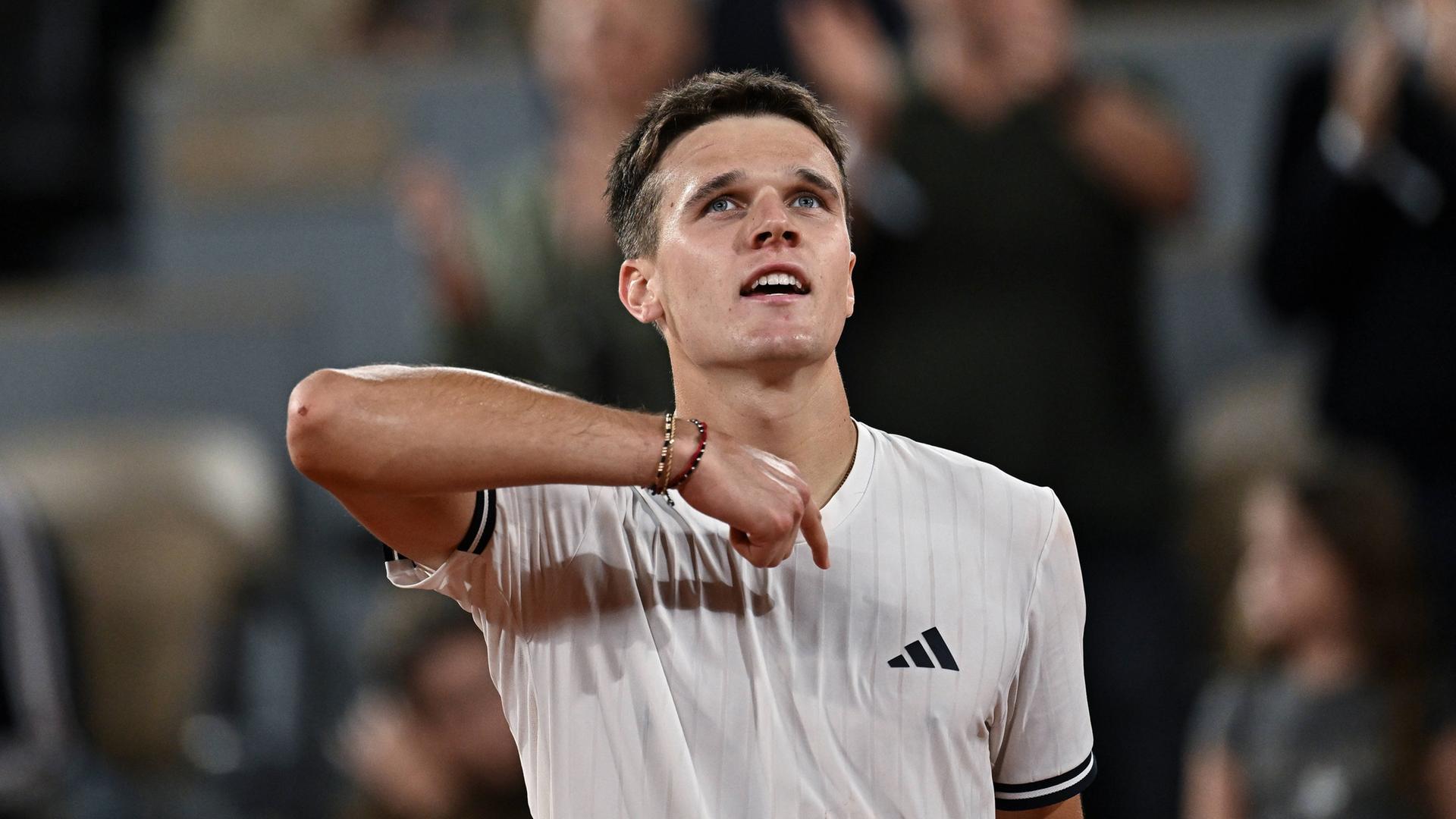 Wie Jakub Mensik bei den French Open alle überrascht